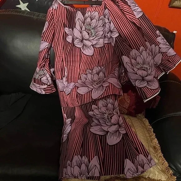 Unique - Picture 9 of 16